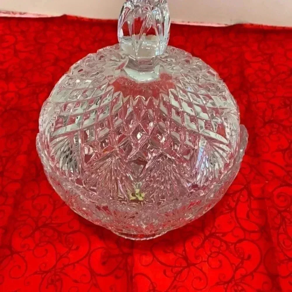 Clara 16” candy dish